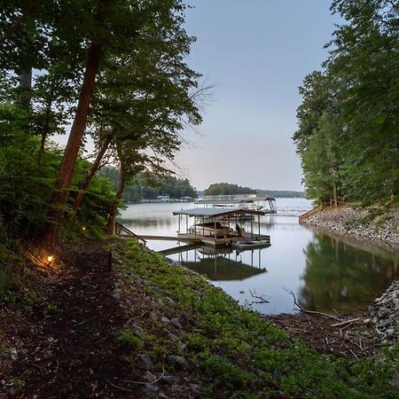 Lanier Landing - Private Dock Hot Tub Game Room Гейнсвілл Екстер'єр фото